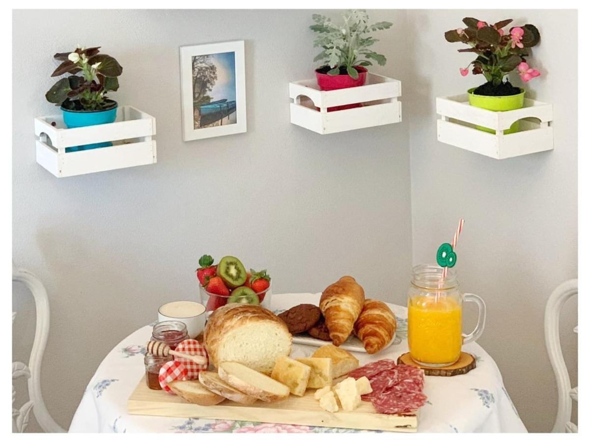 Bed and Breakfast La Casina Trecasali Екстер'єр фото